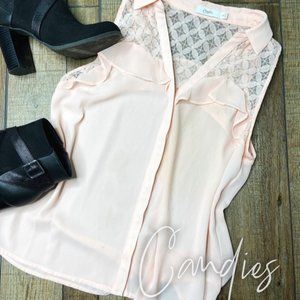 🌺 Candies | sleeveless pink button up top (SOLD)
